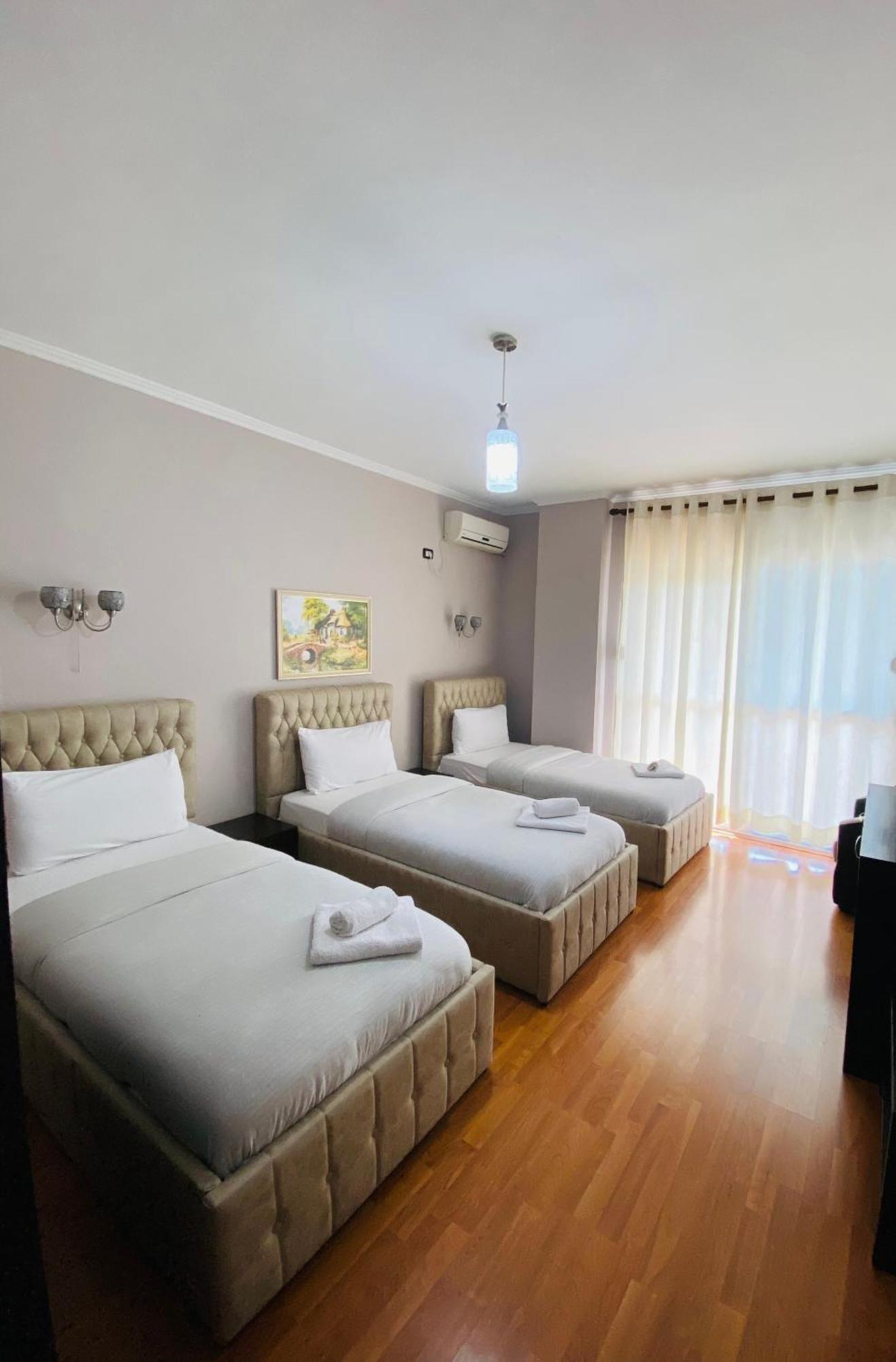 Prince Hotel Tirana Kültér fotó